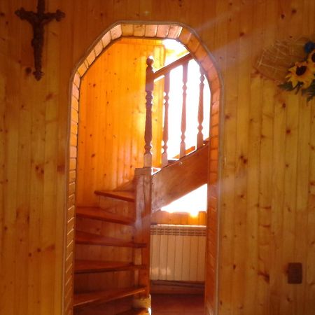 U Pana Ivana Yaremche Bagian luar foto