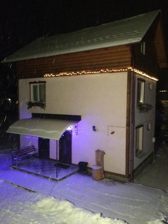 U Pana Ivana Yaremche Bagian luar foto