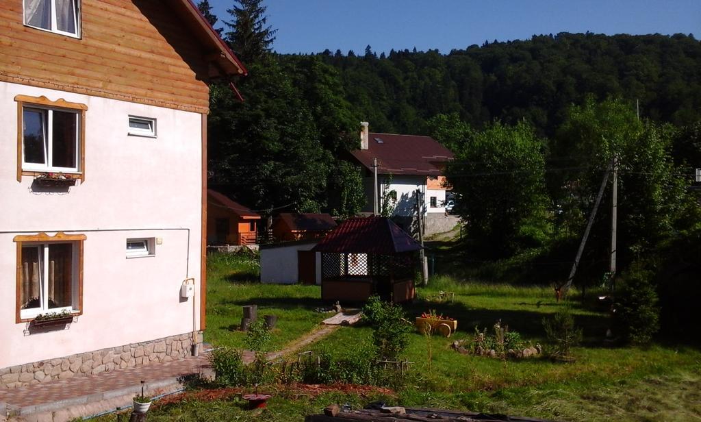 U Pana Ivana Yaremche Bagian luar foto