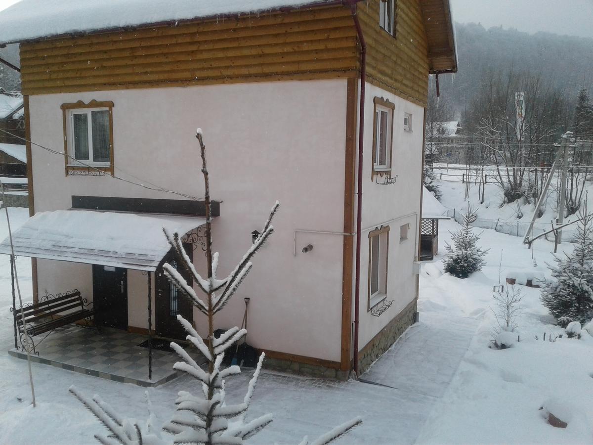 U Pana Ivana Yaremche Bagian luar foto